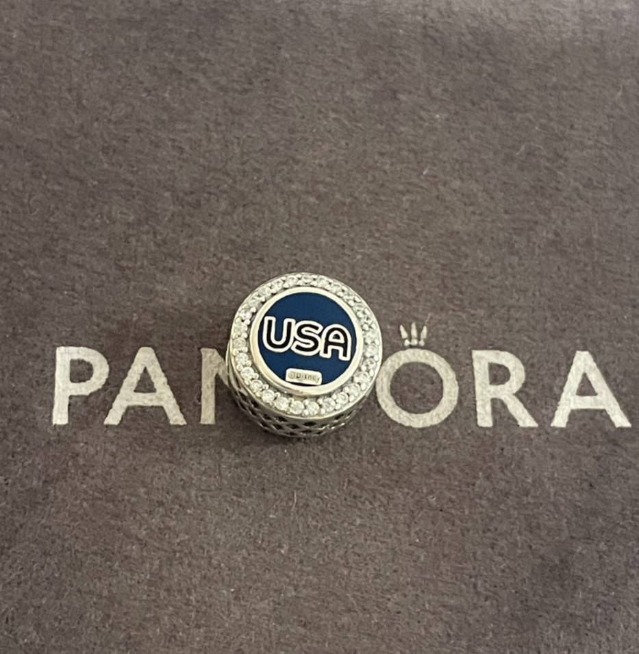 Pandora EPCOT United States World Showcase Mickey Mouse Button Charm