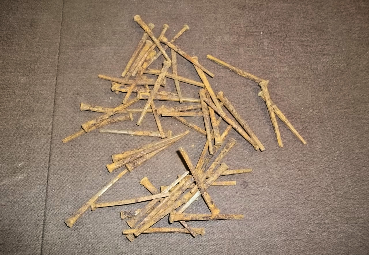 Lot 50 Antique Primitive Rusty Square Head Nails Architectural Salvage 2.5”
