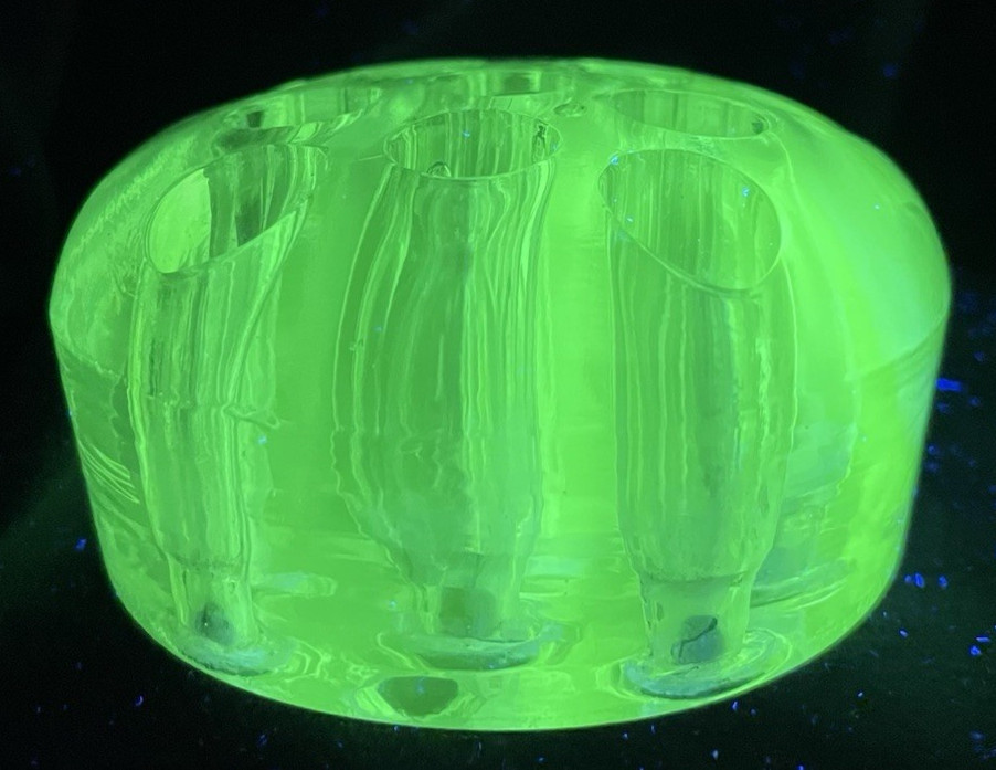 ANTIQUE URANIUM GLASS 11 HOLE FLOWER FROG 3″ DIAMETER BY 1-5/8″ HIGH – EXCELLENT
