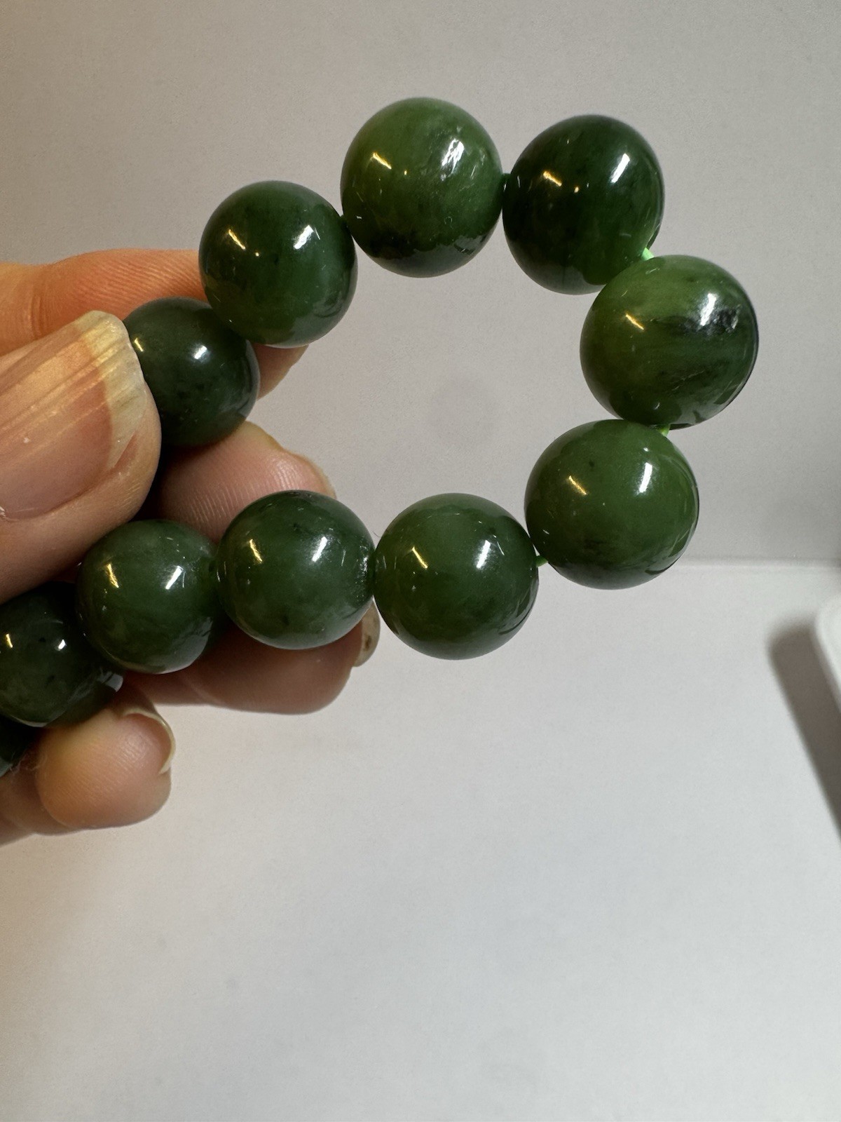 12mm Hetian jade bracelet green 7 inches round bead stretch new free shipping
