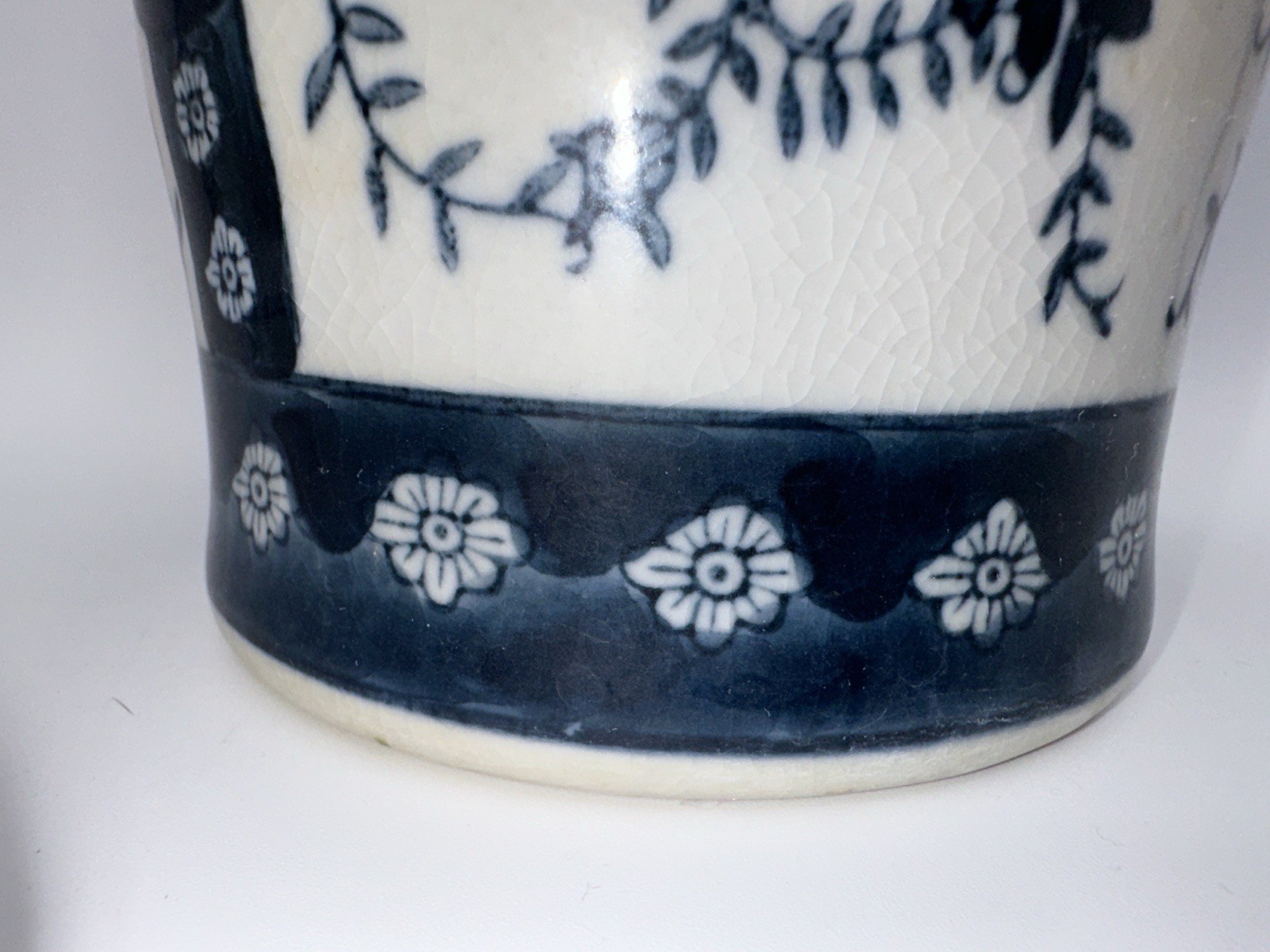 VTG BLUE & WHITE CHINESE TEAPOT ~ BAMBOO STYLE HANDLE ~ 20th Century ~ 8” Tall