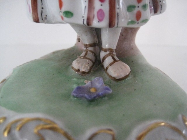 VINTAGE DRESDEN GERMANY FLOWER SELLER FIGURINE DAMAGE TO ARM AND FLOWER PETALS