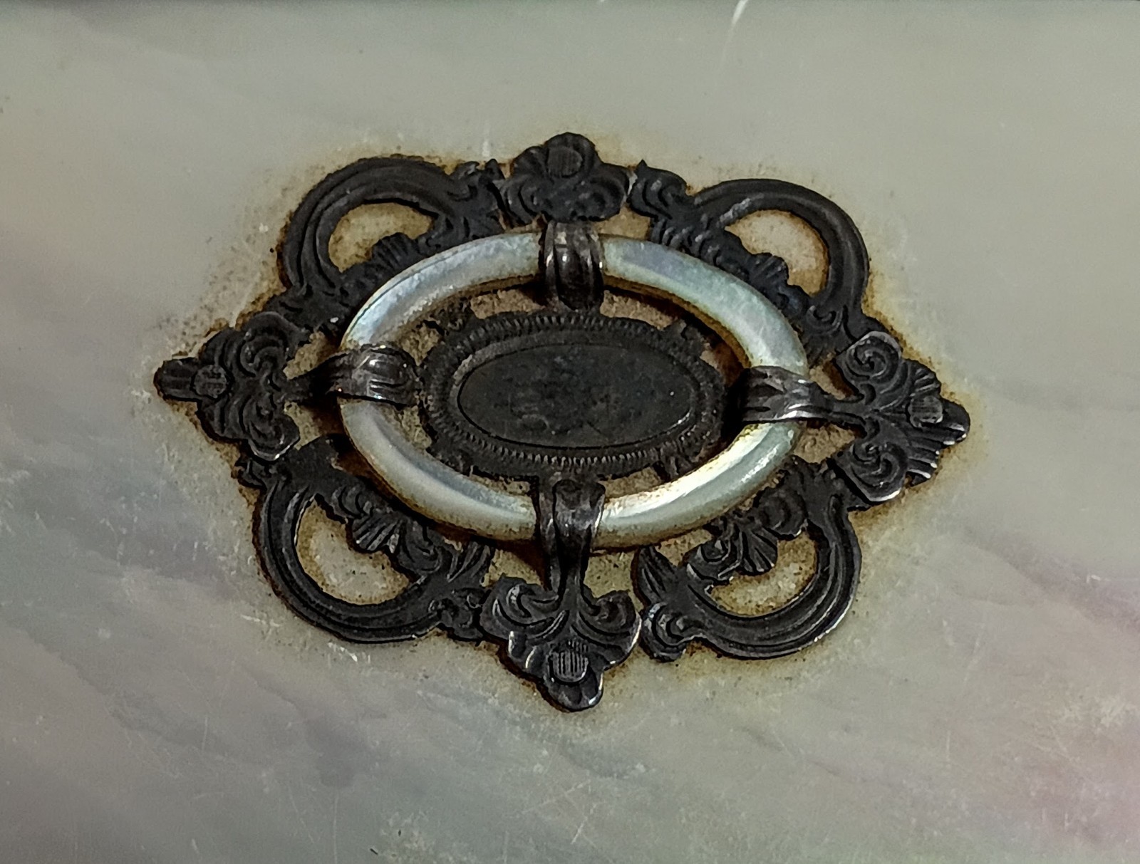 French Victorian Needle Sewing Case Mother of Pearl Leather Silk 2 3/4 x 1 1/2″